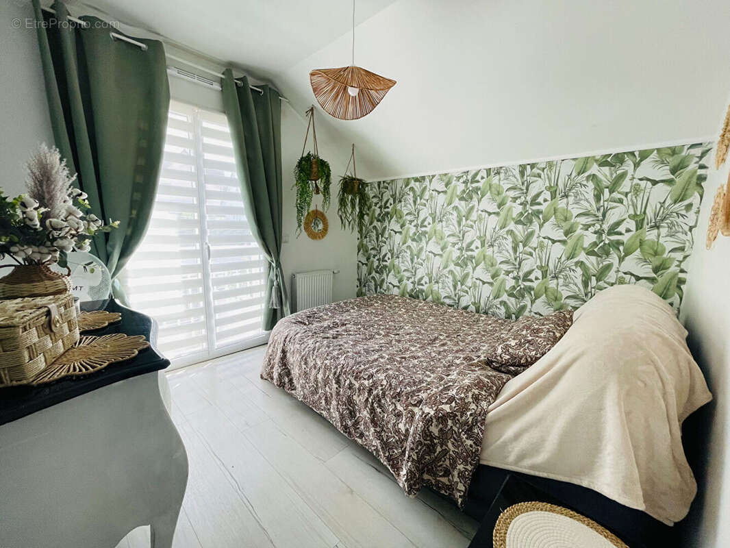 Maison à SARTROUVILLE