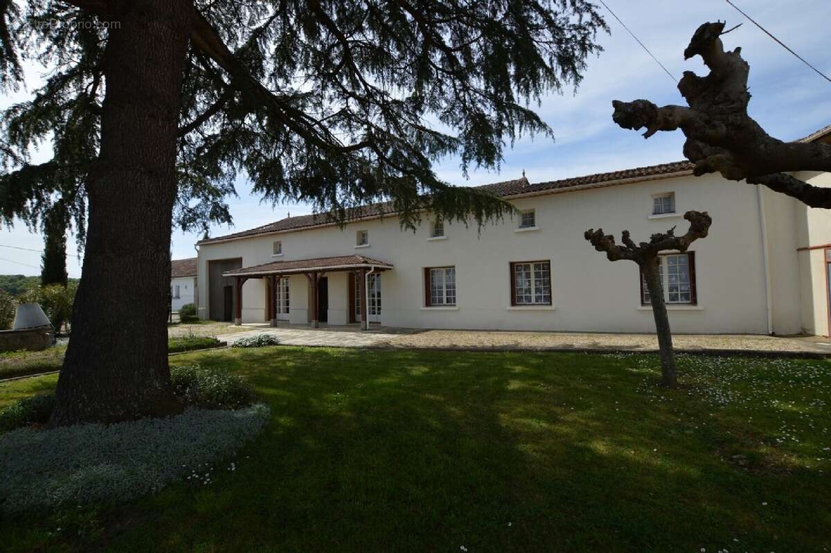 Maison à LEVIGNAC-DE-GUYENNE