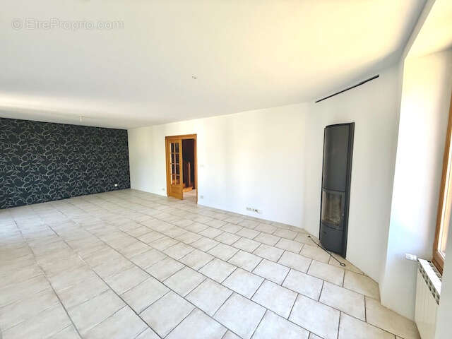 Maison à LEAZ