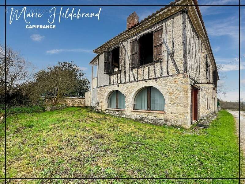Maison à MAUVEZIN
