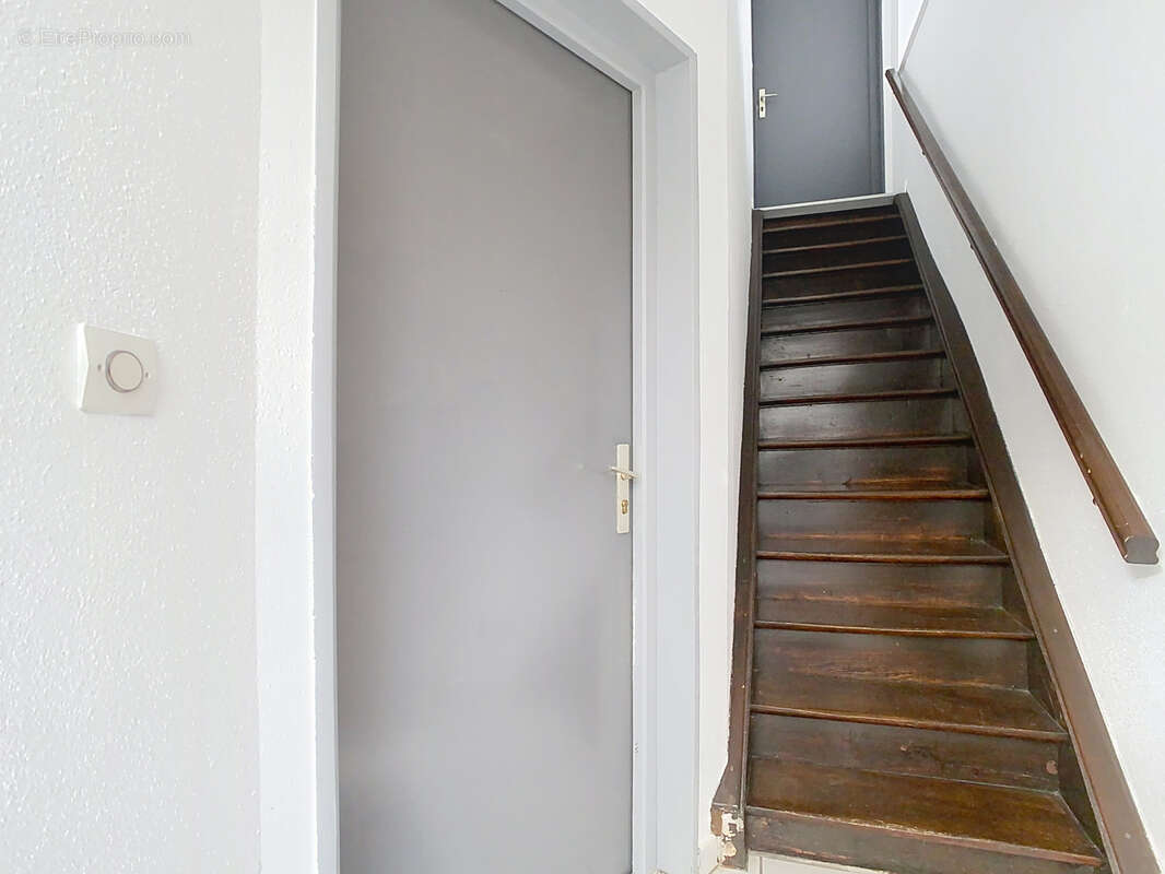 Appartement à FESCHES-LE-CHATEL