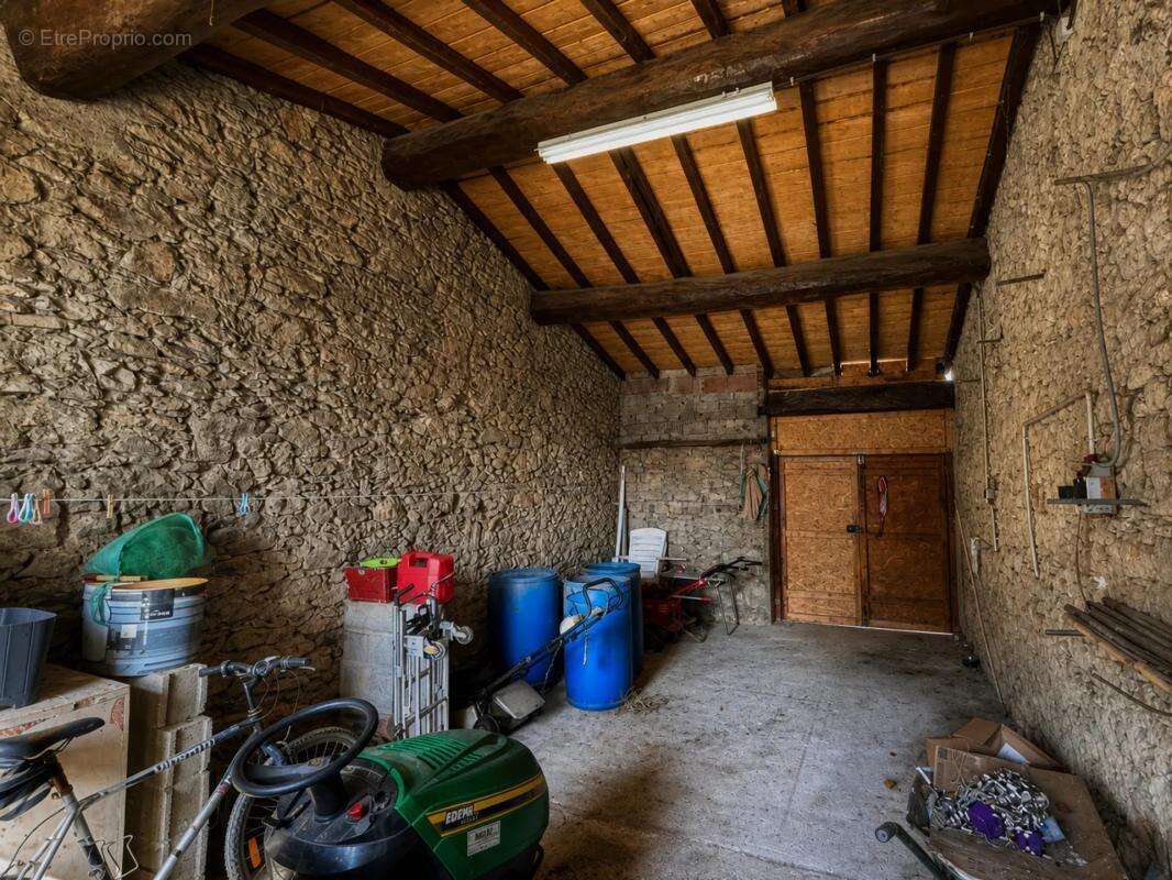 Maison de 4 pièces de 130 m² à Sainte-Eulalie - photo 12