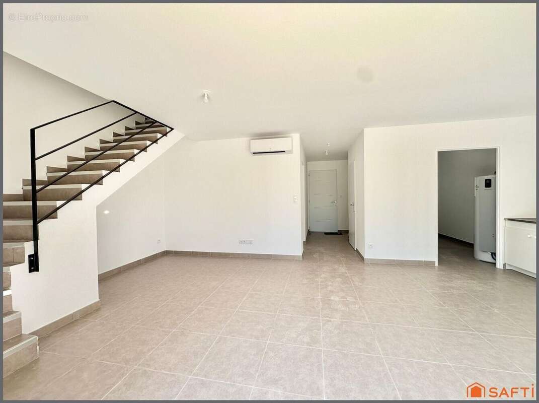 Photo 6 - Maison à TAVEL