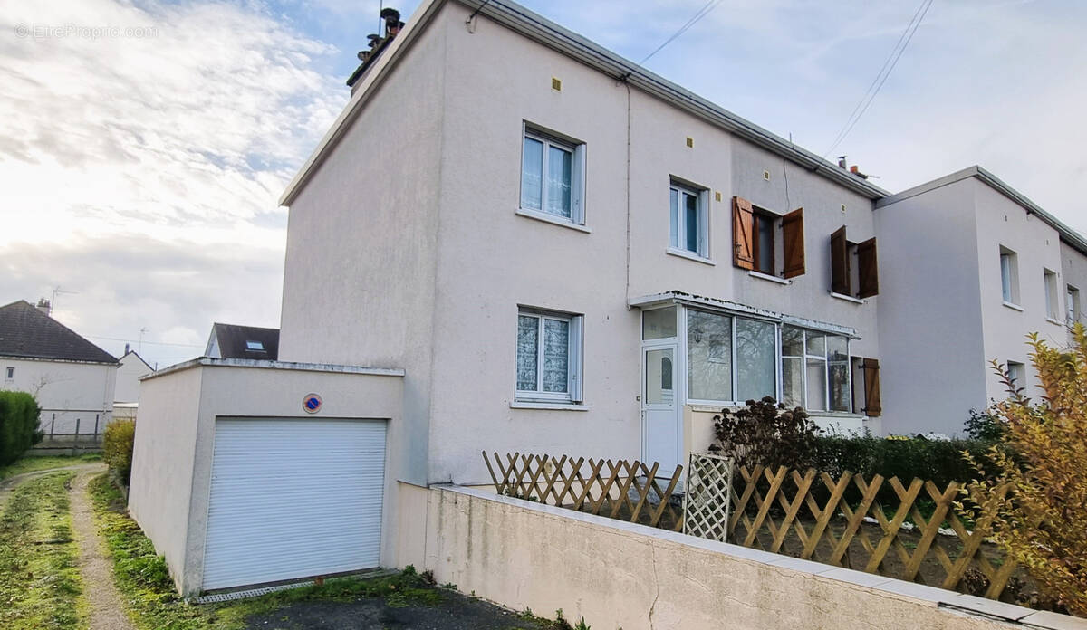 Maison à CHATEAUDUN