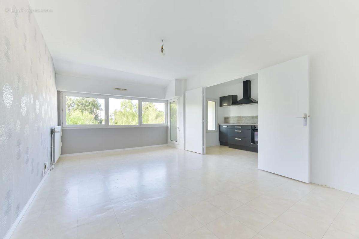 Appartement à REZE