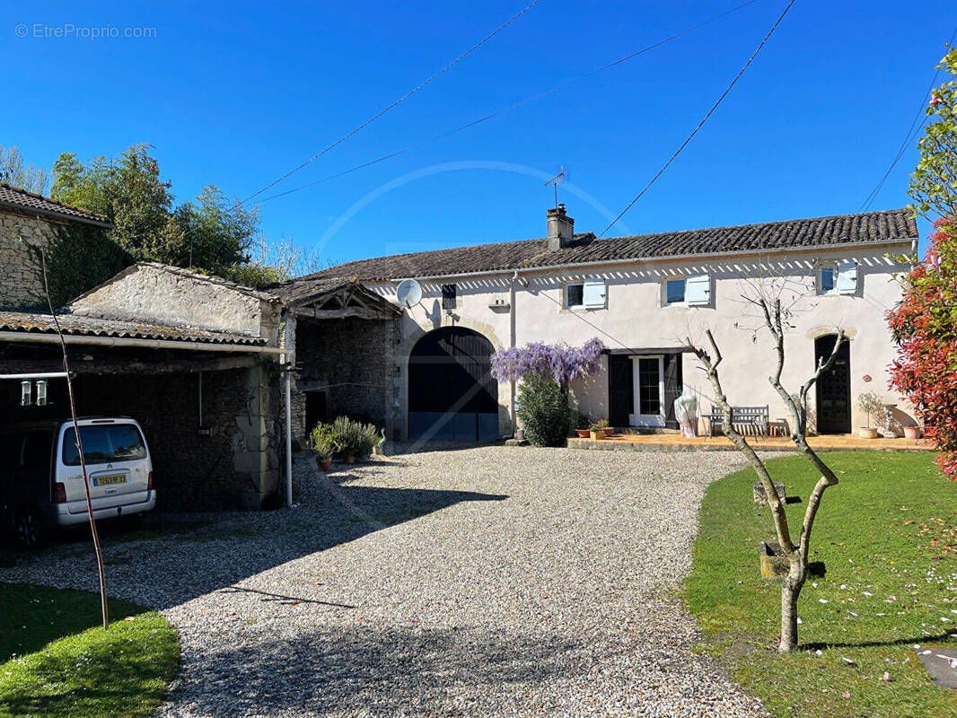 Maison à MONSEGUR