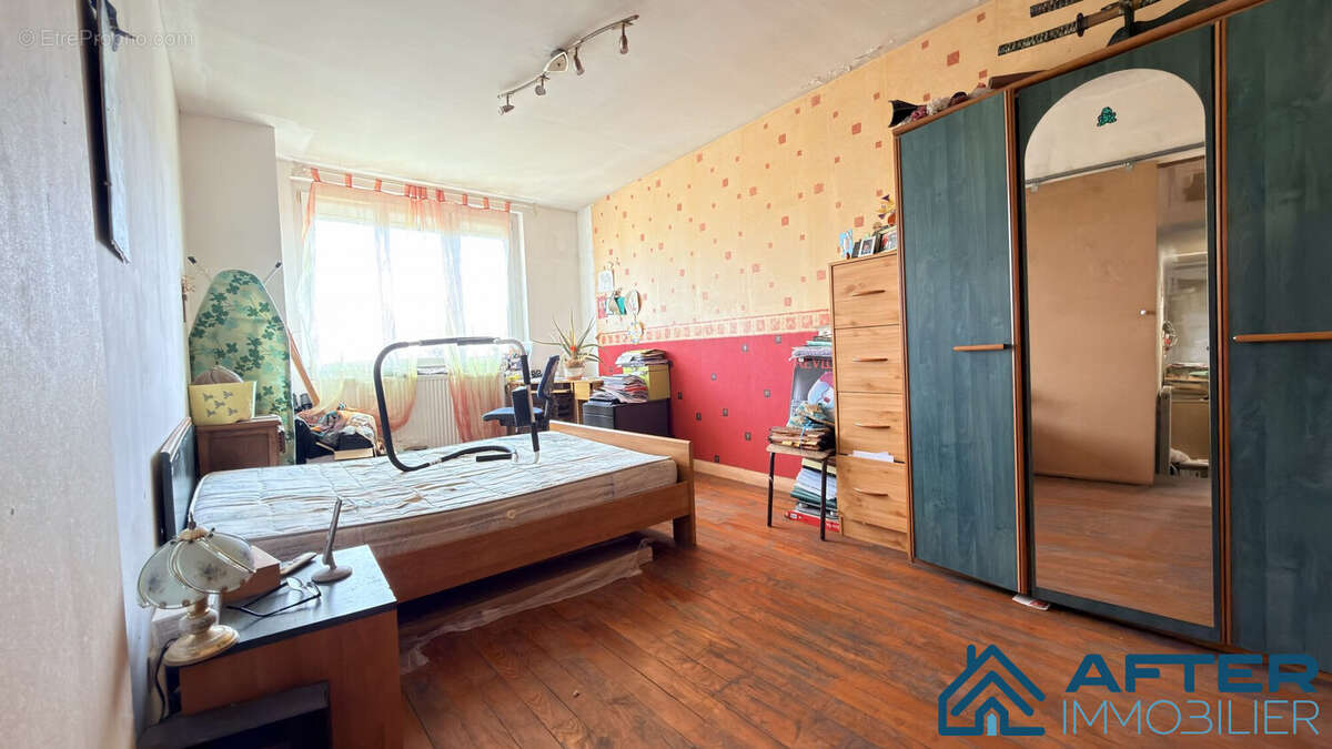 Maison à XERMAMENIL