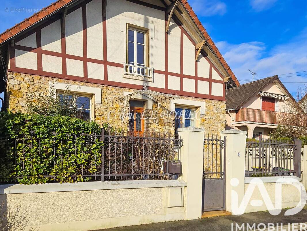 Photo 1 - Maison à BEAUCHAMP