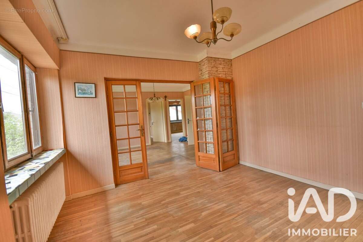 Maison 87 m² à Roncourt  - photo 3