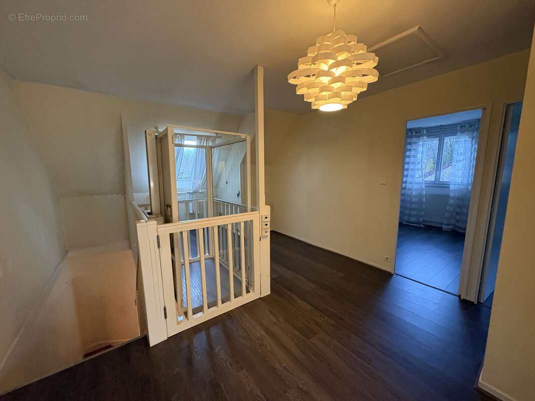 Maison à SAINT-ANDRE-LES-VERGERS