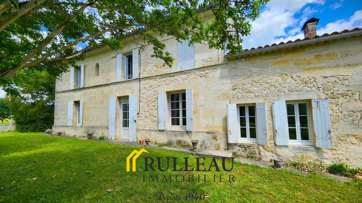 Maison à SALIGNAC