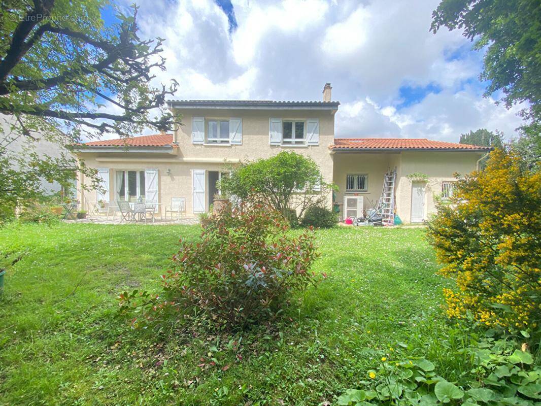Maison à EYSINES