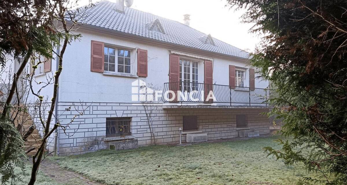 Maison à RAMBOUILLET