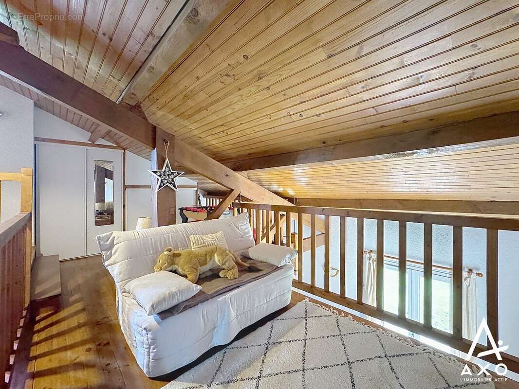 Maison à CORNEILLAN