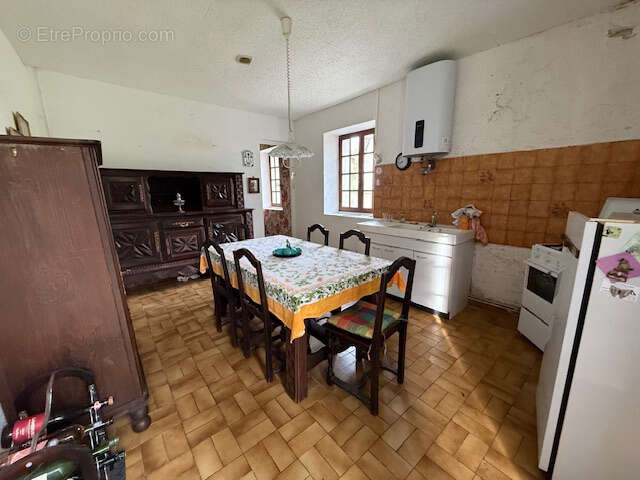 Maison à CHENAUD
