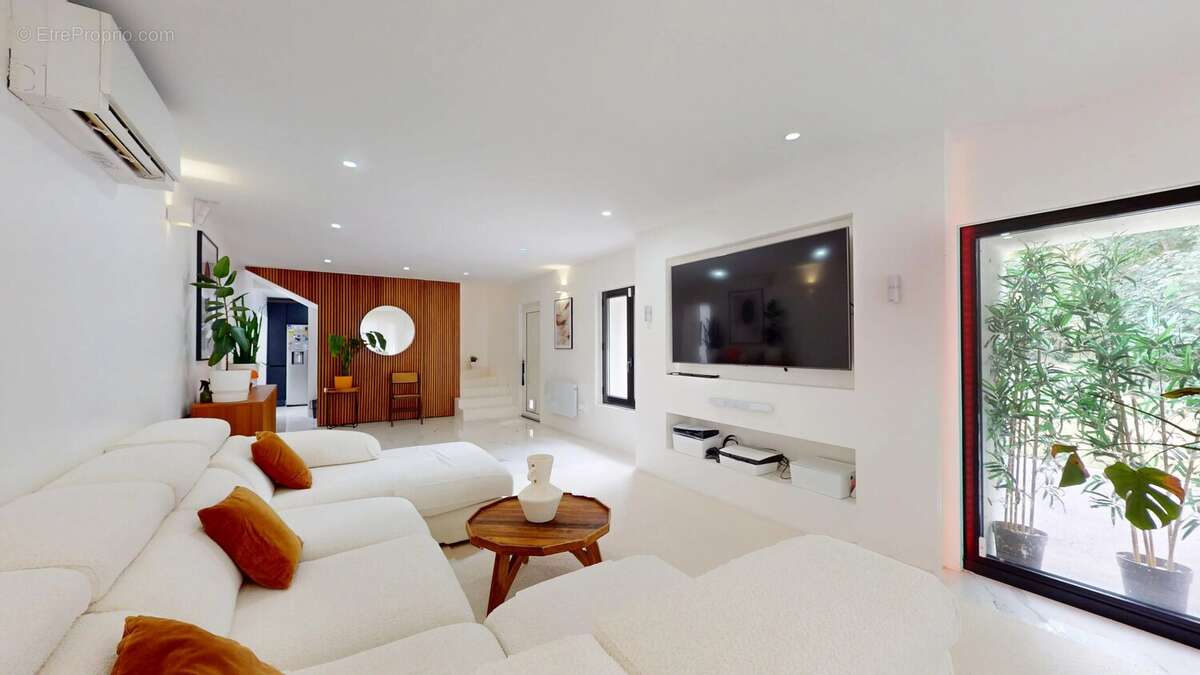 Maison 170 m² à Charmentray  - photo 4