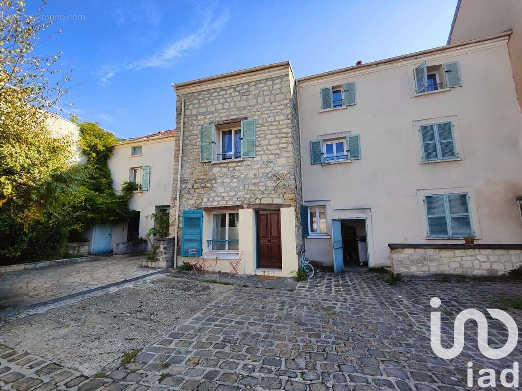 Photo 8 - Appartement à SARTROUVILLE