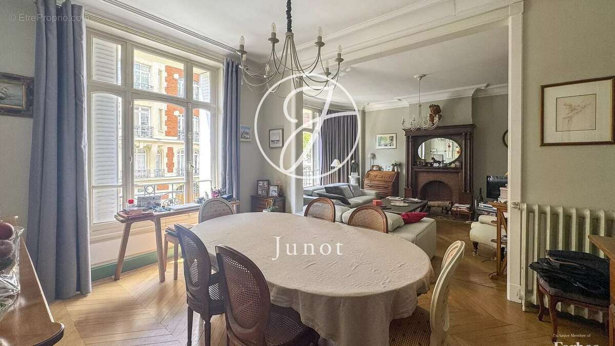 Appartement à LA MADELEINE