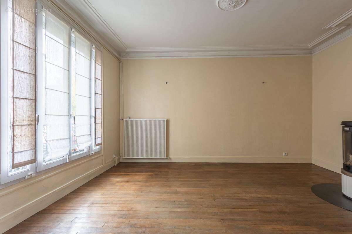 Maison à LE PERREUX-SUR-MARNE