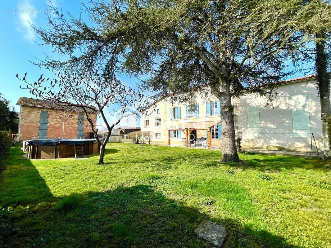 Photo 2 - Maison à SAINTE-BAZEILLE