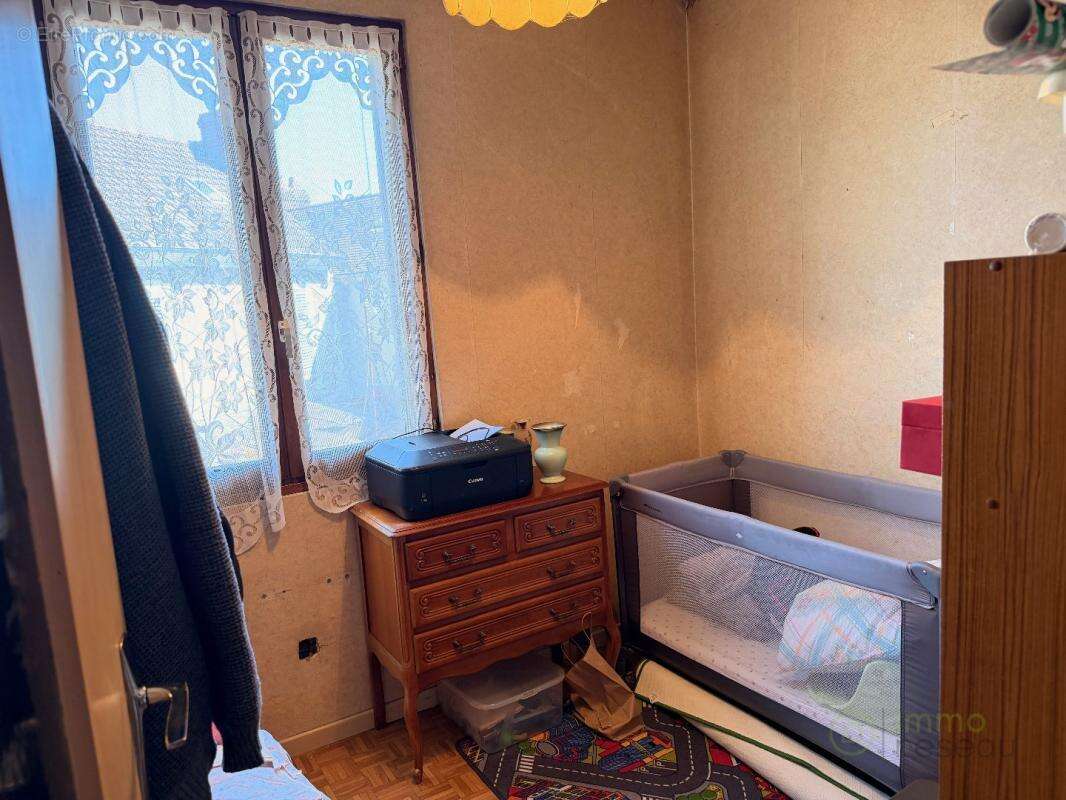 Maison 92 m² à Magny-En-Vexin  - photo 5