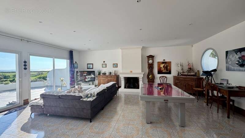 Maison à PORT-DES-BARQUES