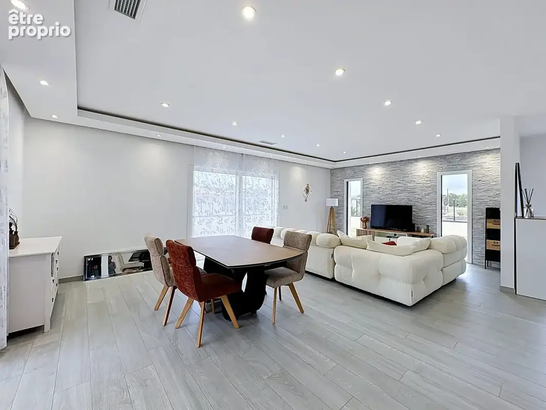 Maison 4 pièces 130 m² à vendre à Castelsarrasin (82100) - photo 2