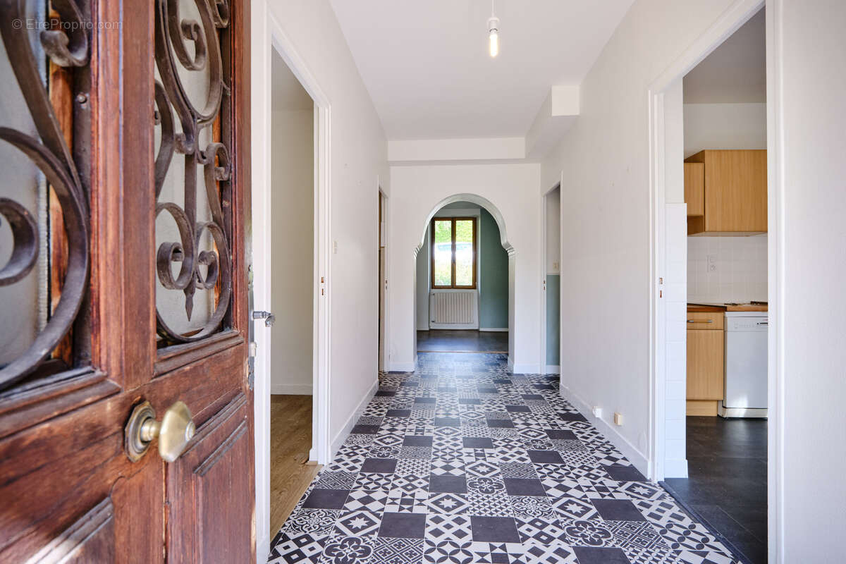 Appartement à ANNECY-LE-VIEUX