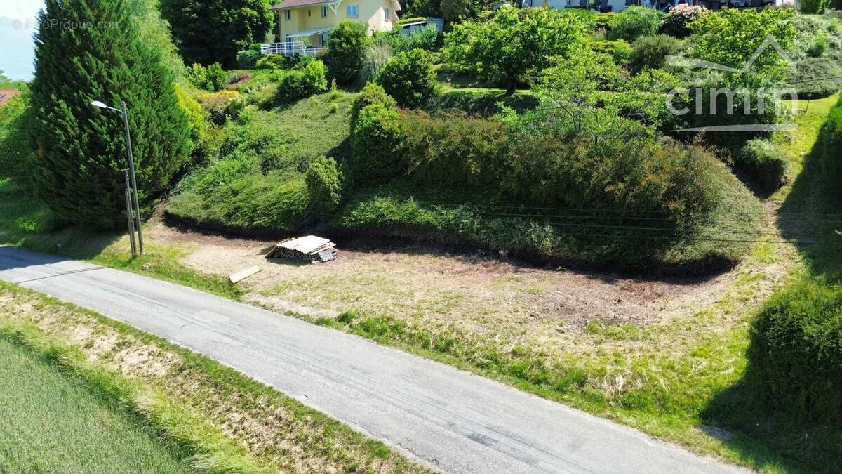 Terrain à LAISSAUD