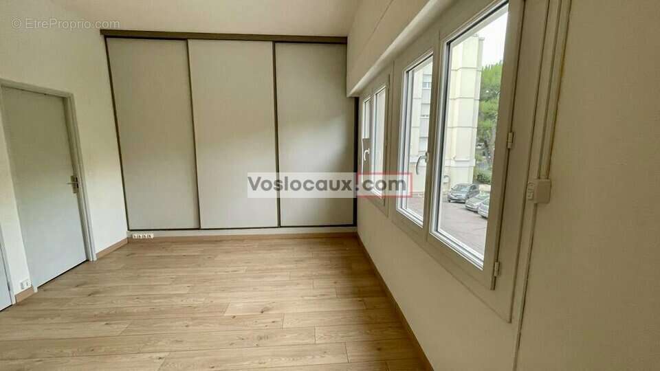 Commerce à CAGNES-SUR-MER