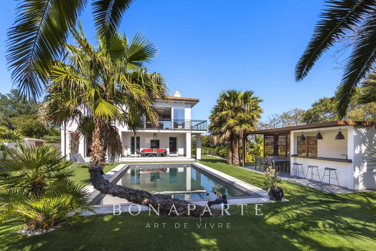 Maison à FREJUS