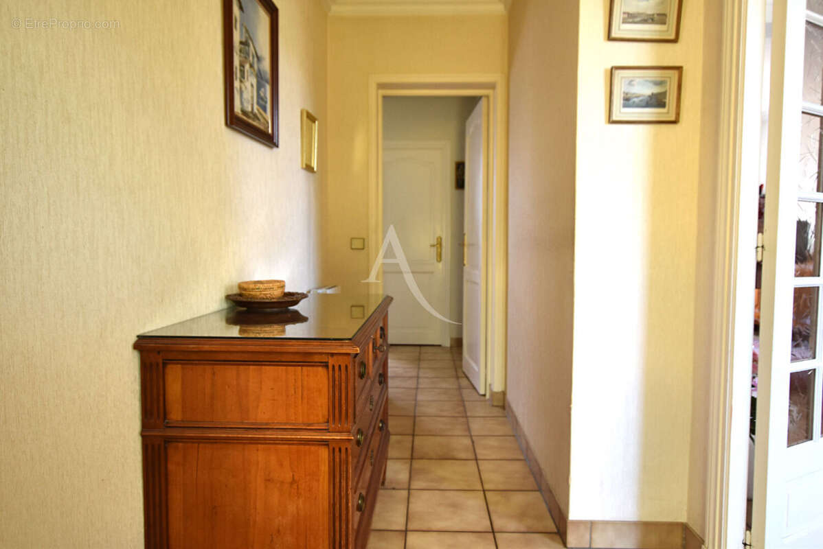 Maison à COMBS-LA-VILLE