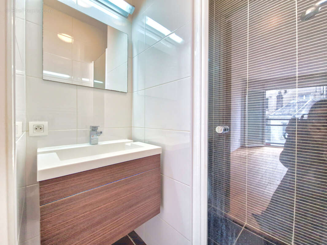 Appartement recent de type 3 de standing, vue Erdre, Secteur Saint-Félix, 44000 Nantes - photo 8
