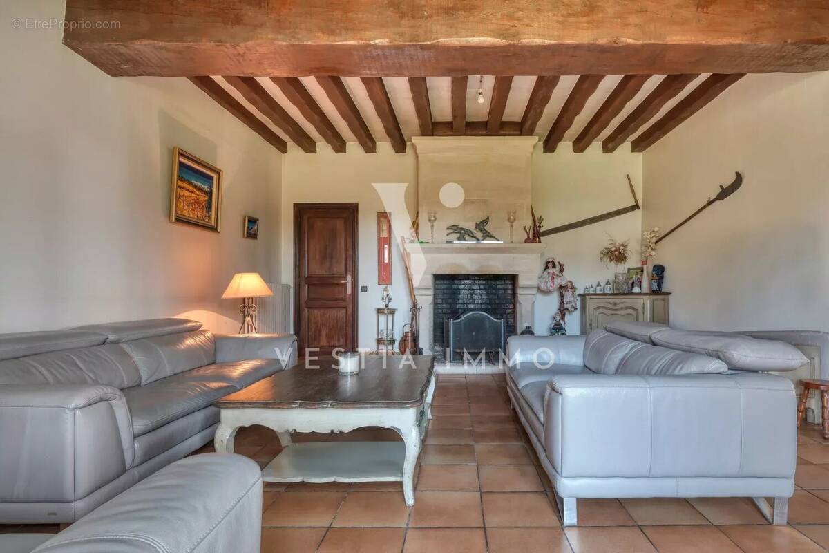 Maison à PRUNAY-EN-YVELINES