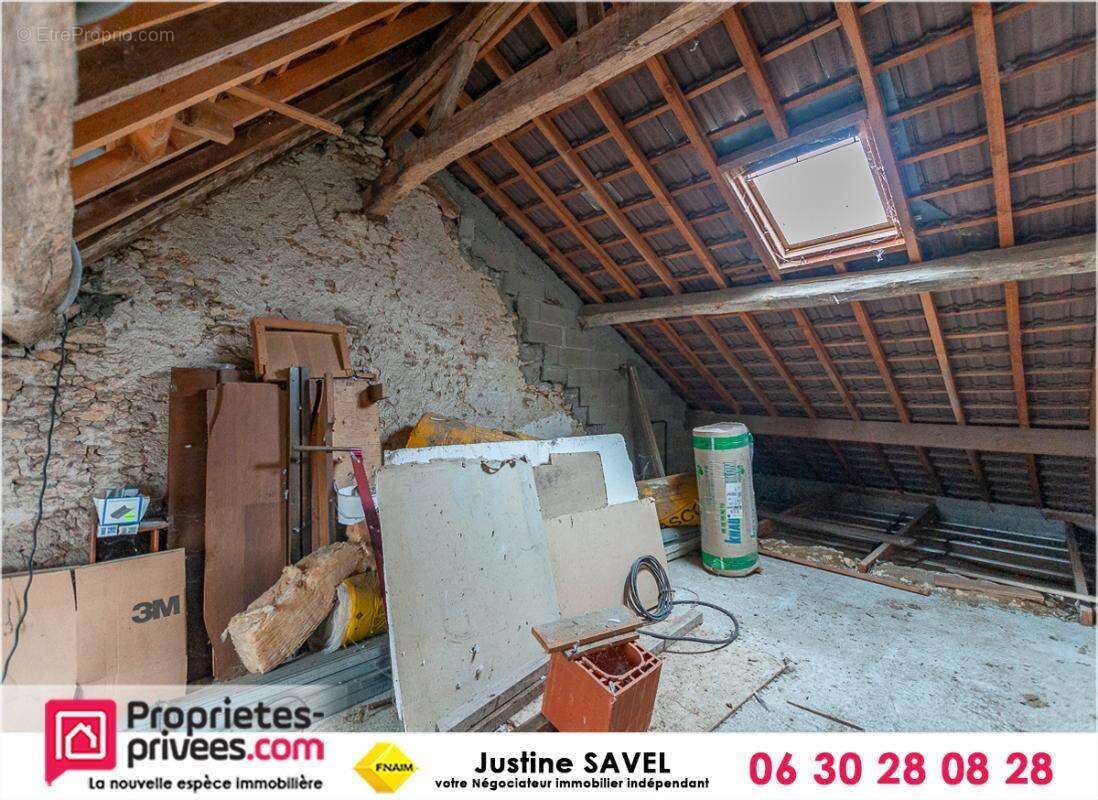 Maison  4 pièces 107,5 m2 Mehun Sur Yèvre - photo 10