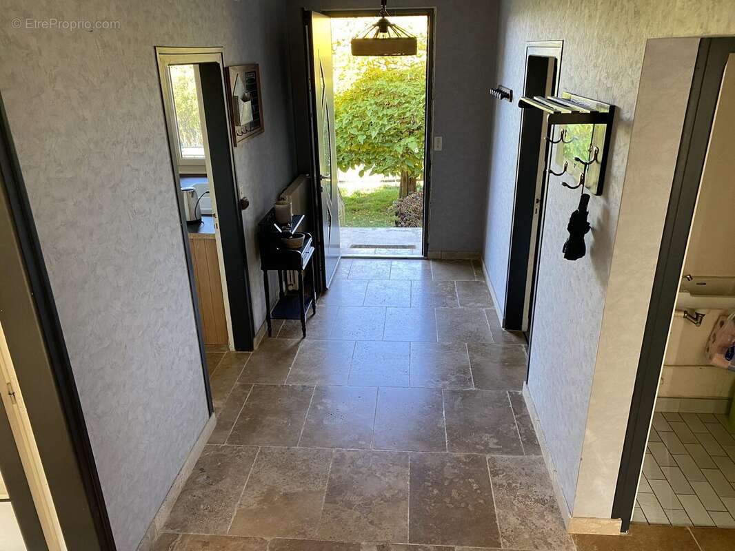 Maison à PEYRAT-LE-CHATEAU