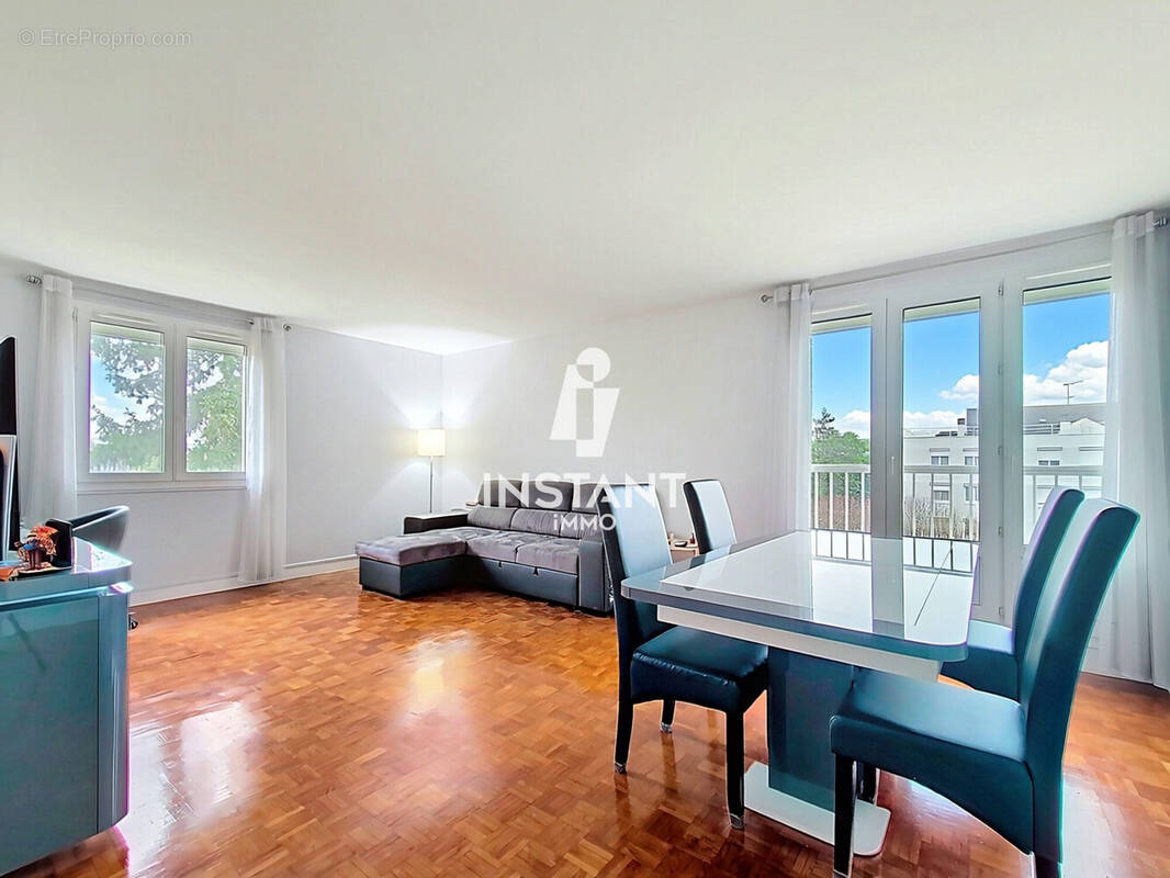 Appartement à LIMEIL-BREVANNES