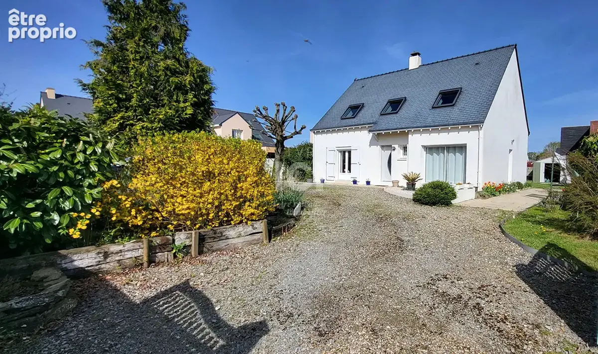 Maison à SAINTE-LUCE-SUR-LOIRE