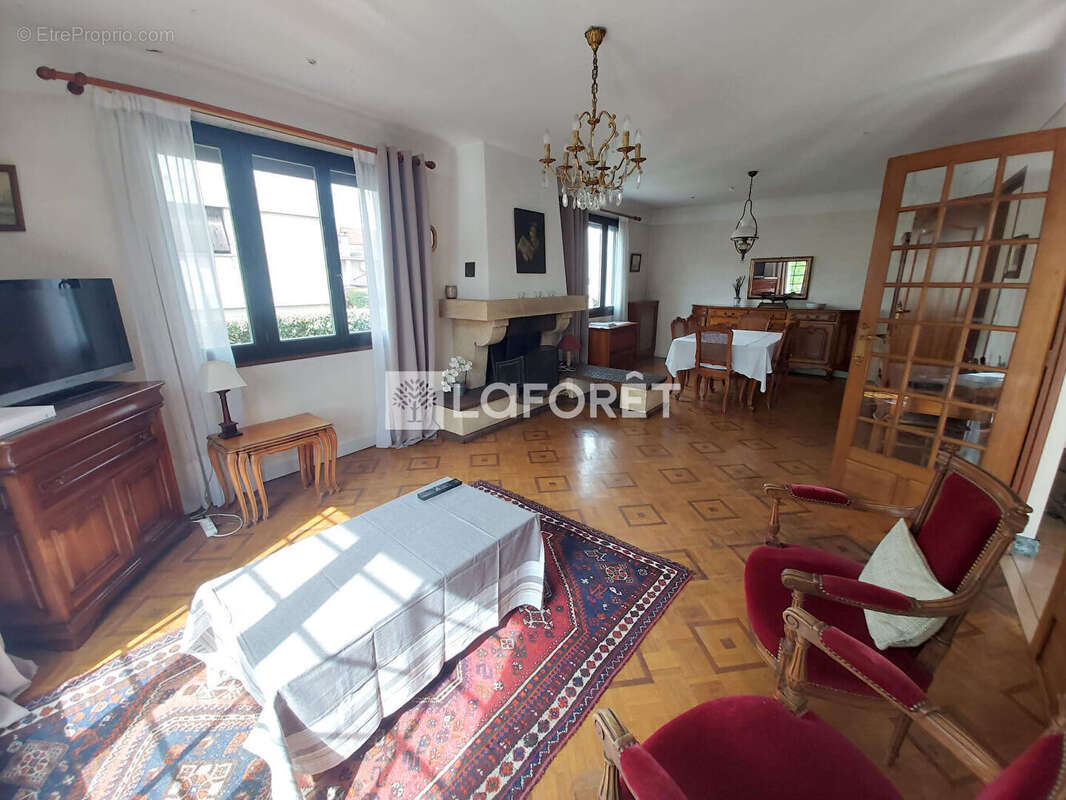 Maison à ROSNY-SOUS-BOIS