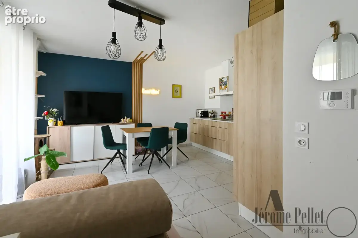 Appartement T2 avec terrasse et garage - Les Hauts de Bon Accueil, Vienne - photo 4