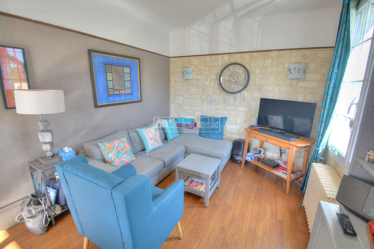 Maison à SAVIGNY-SUR-ORGE