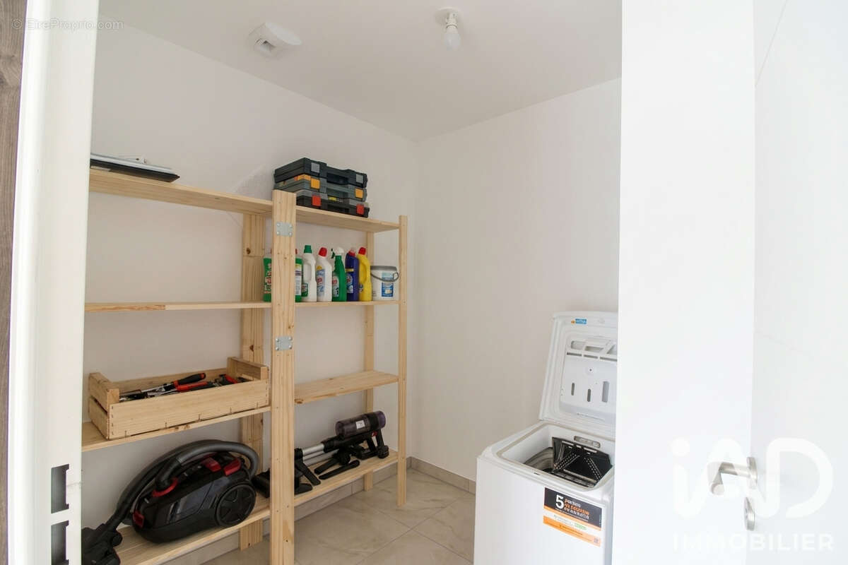 Appartement 47 m² à Le Puy-Sainte-Reparade  - photo 9