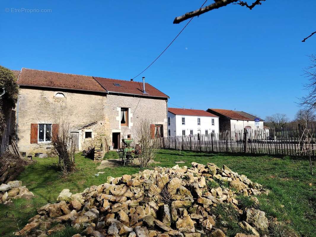 Maison à NINVILLE