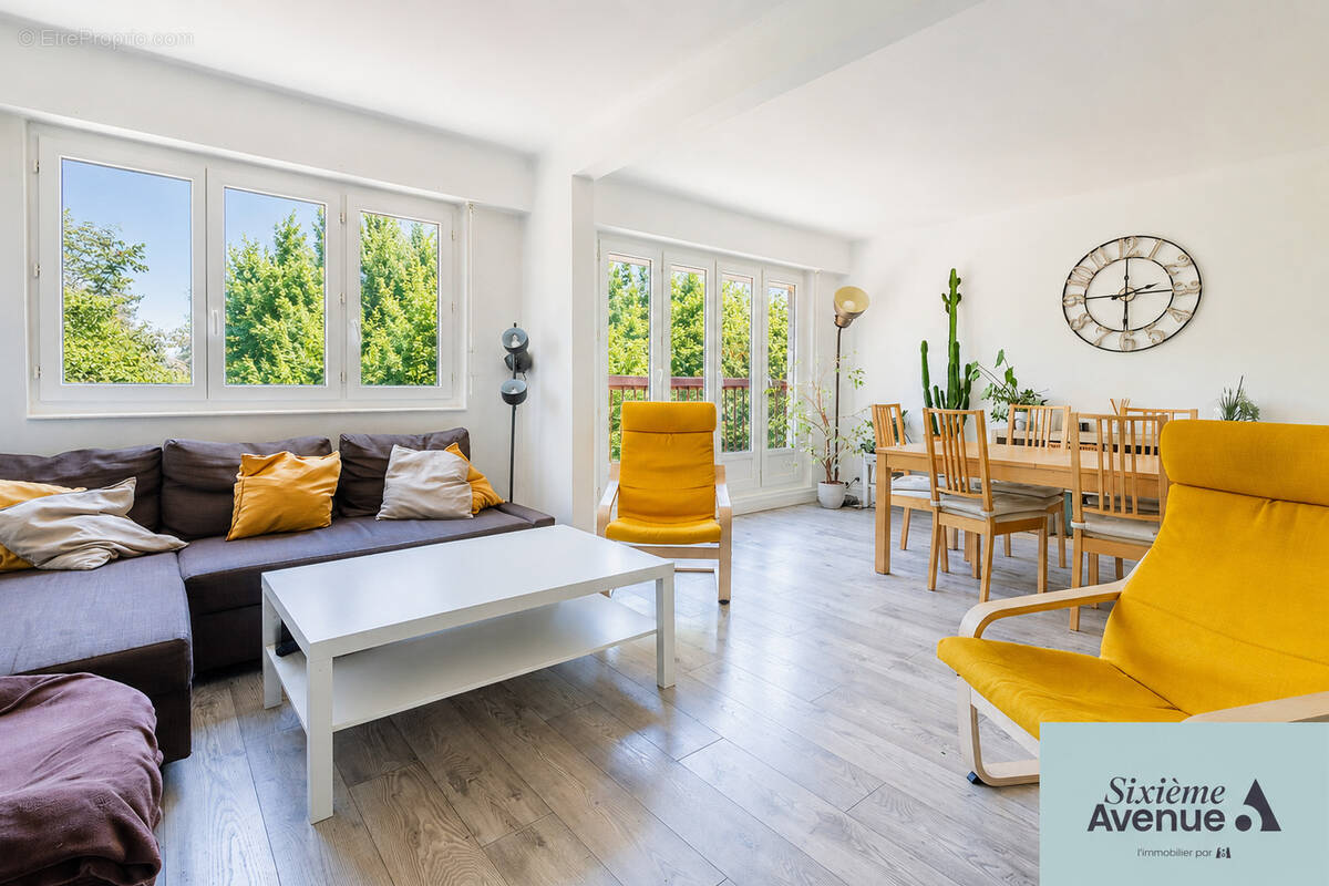 Appartement à CHILLY-MAZARIN