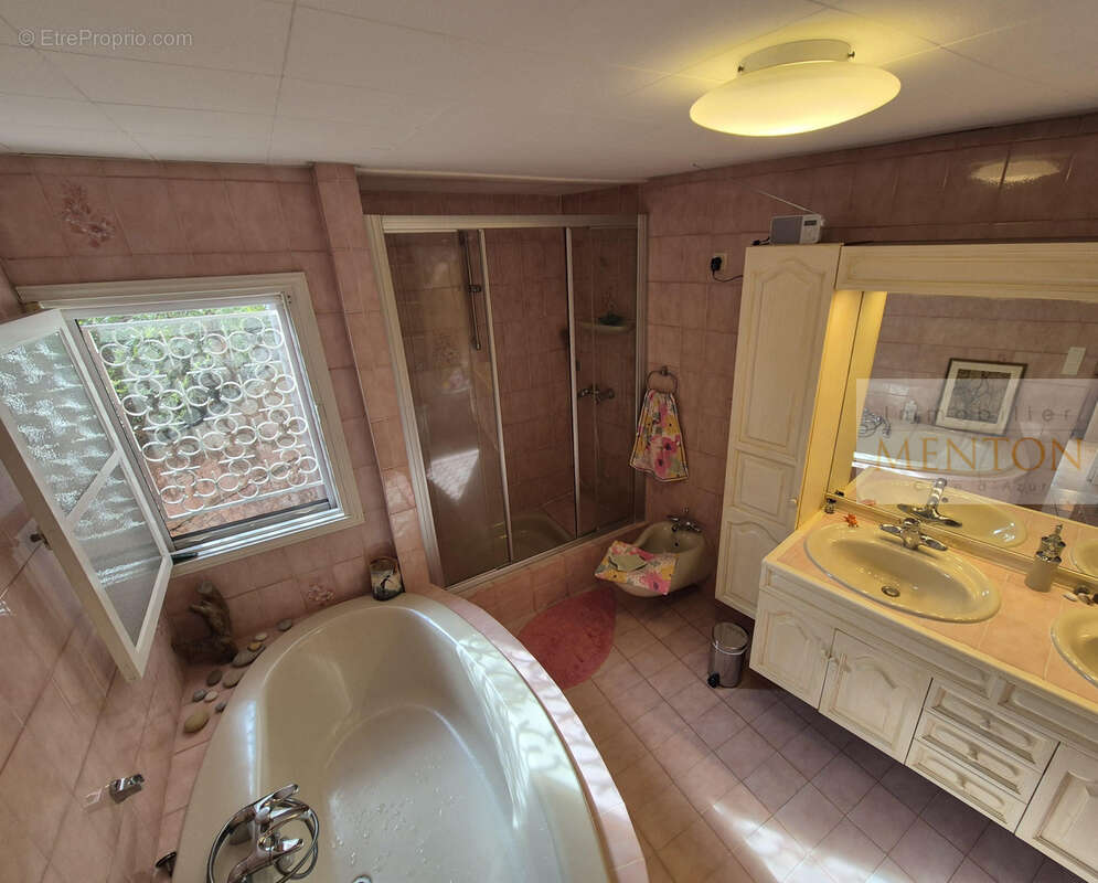 Maison à MENTON