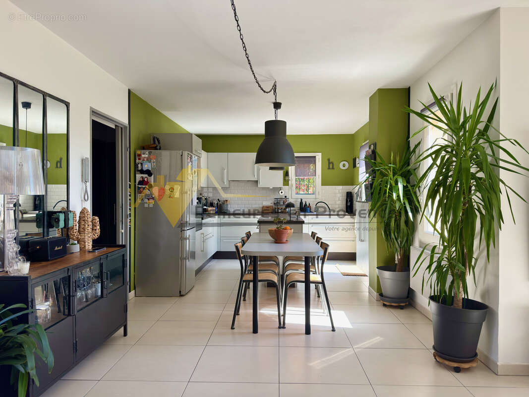 Maison à VAISON-LA-ROMAINE