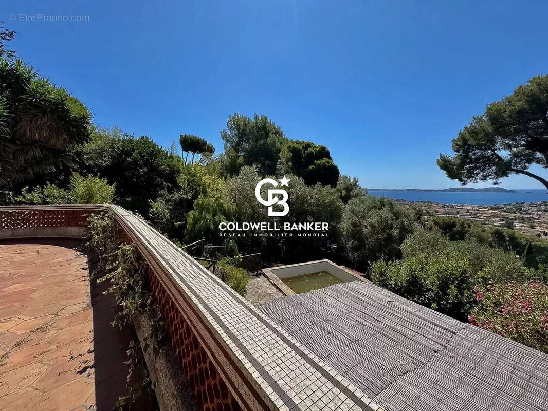 Villa vue mer proche village secteur Paradis Nord - 83320 Carqueiranne - photo 11