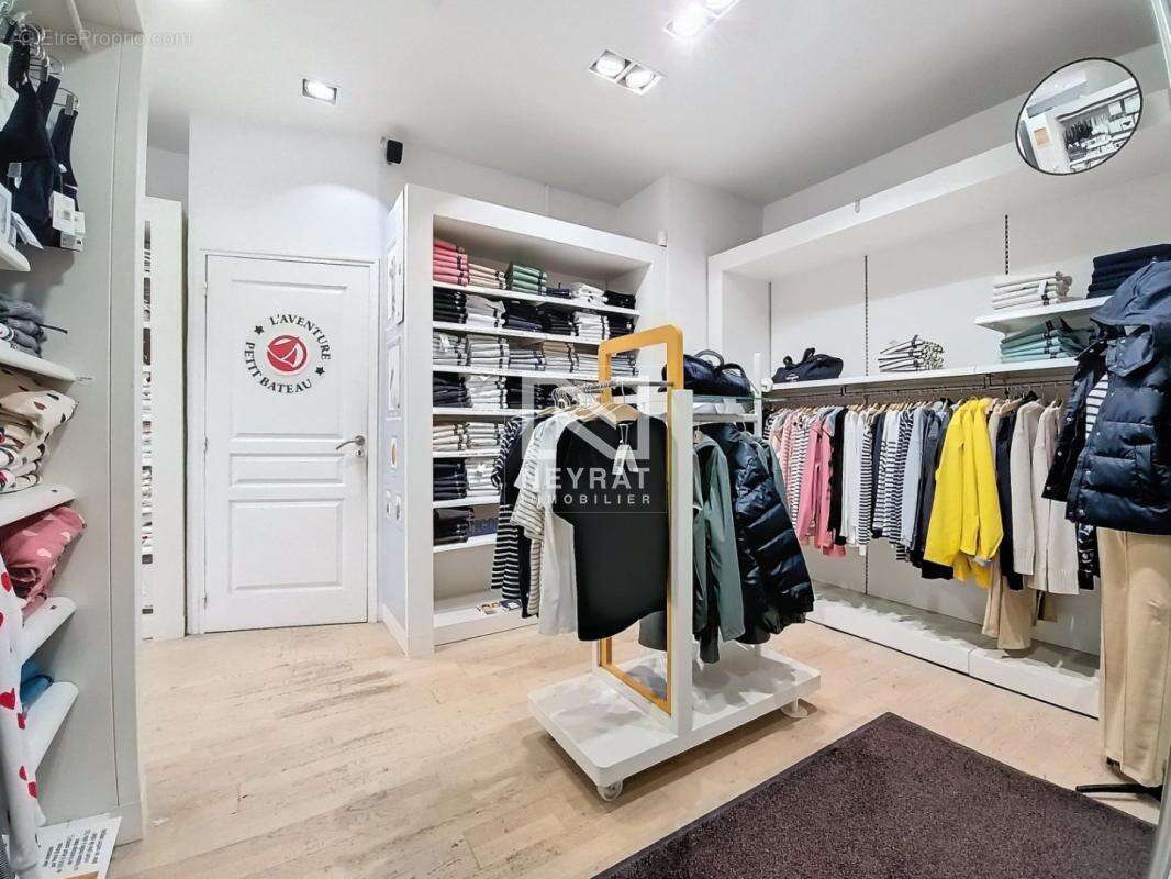 Fond de commerce avec appartement centre ville de saint-raphael - photo 7