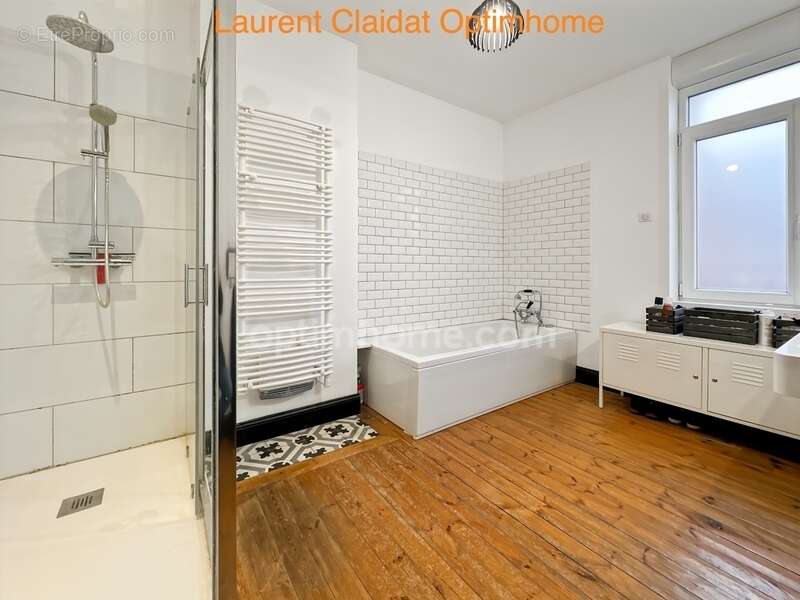 Maison à SAINT-QUENTIN