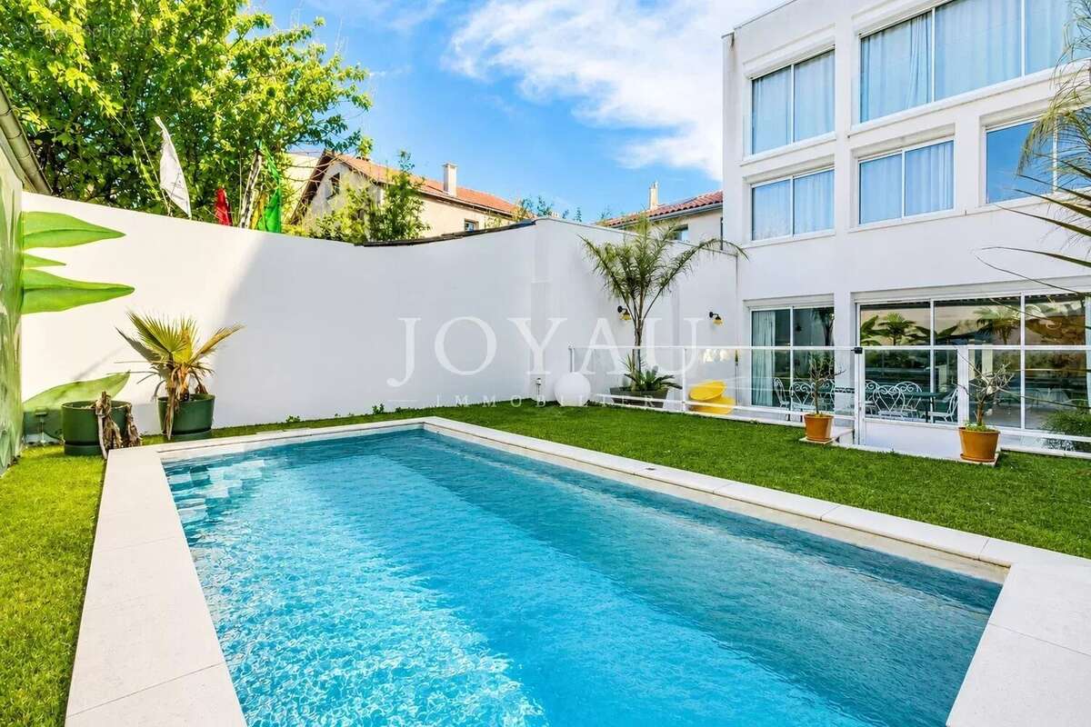 Maison d’architecte avec piscine et garage – Quartier Guilhemery / Caousou - photo 3